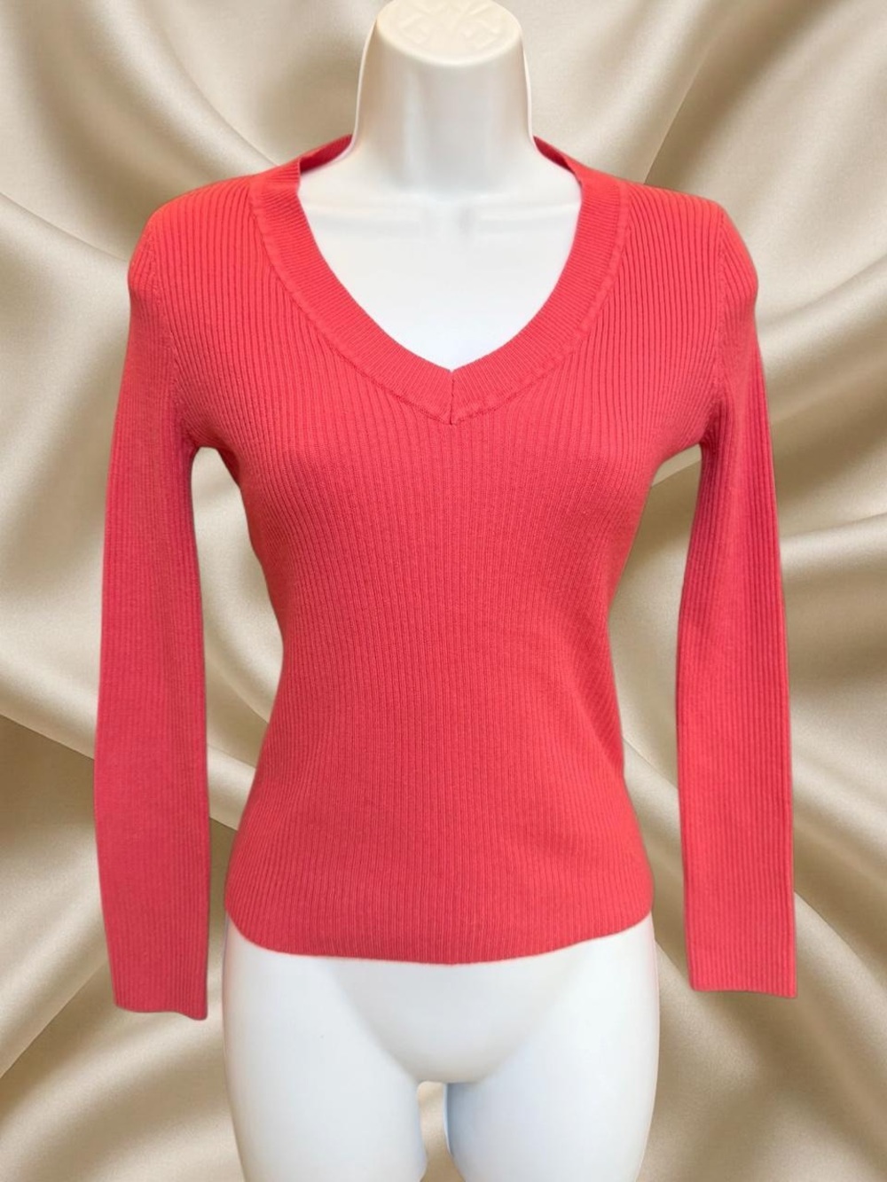 V-Neck Ribbed Women's Sweater in Coral Pink